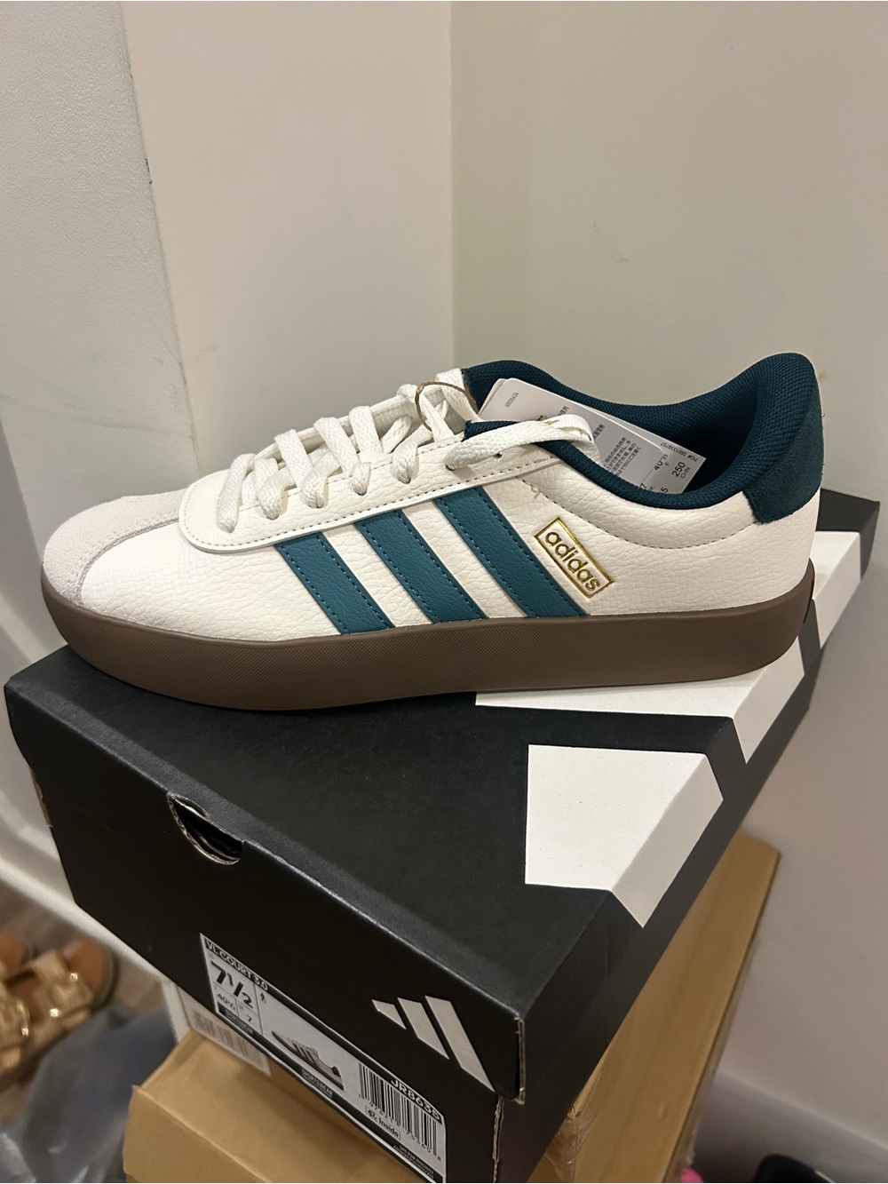 adidas Men’s White & Teal Low-Top Sneakers with Brown Sole